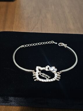 Hello Kitty Gold Crystal Accent Bracelet
